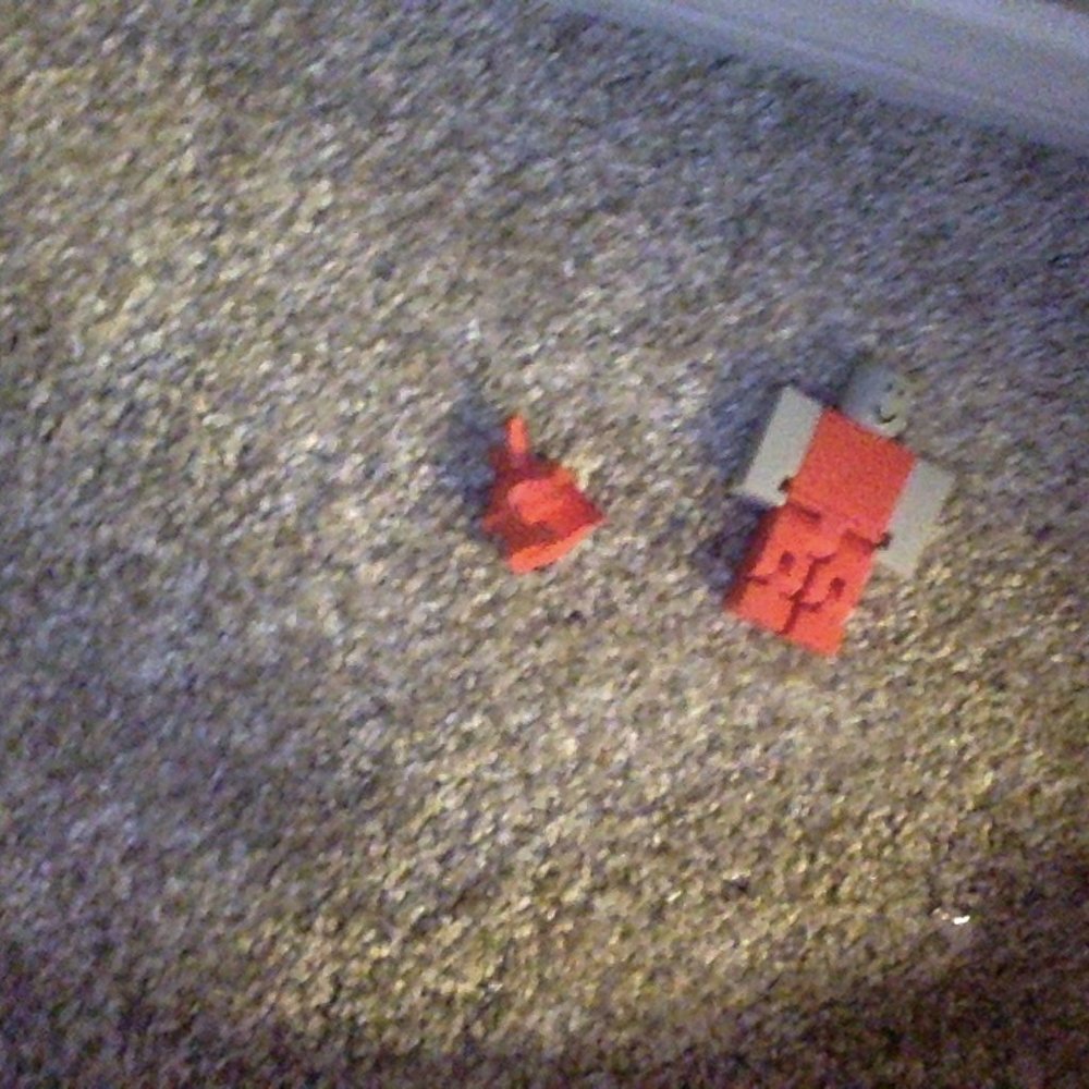 tiny roblox  toy - Picture 2 of 2